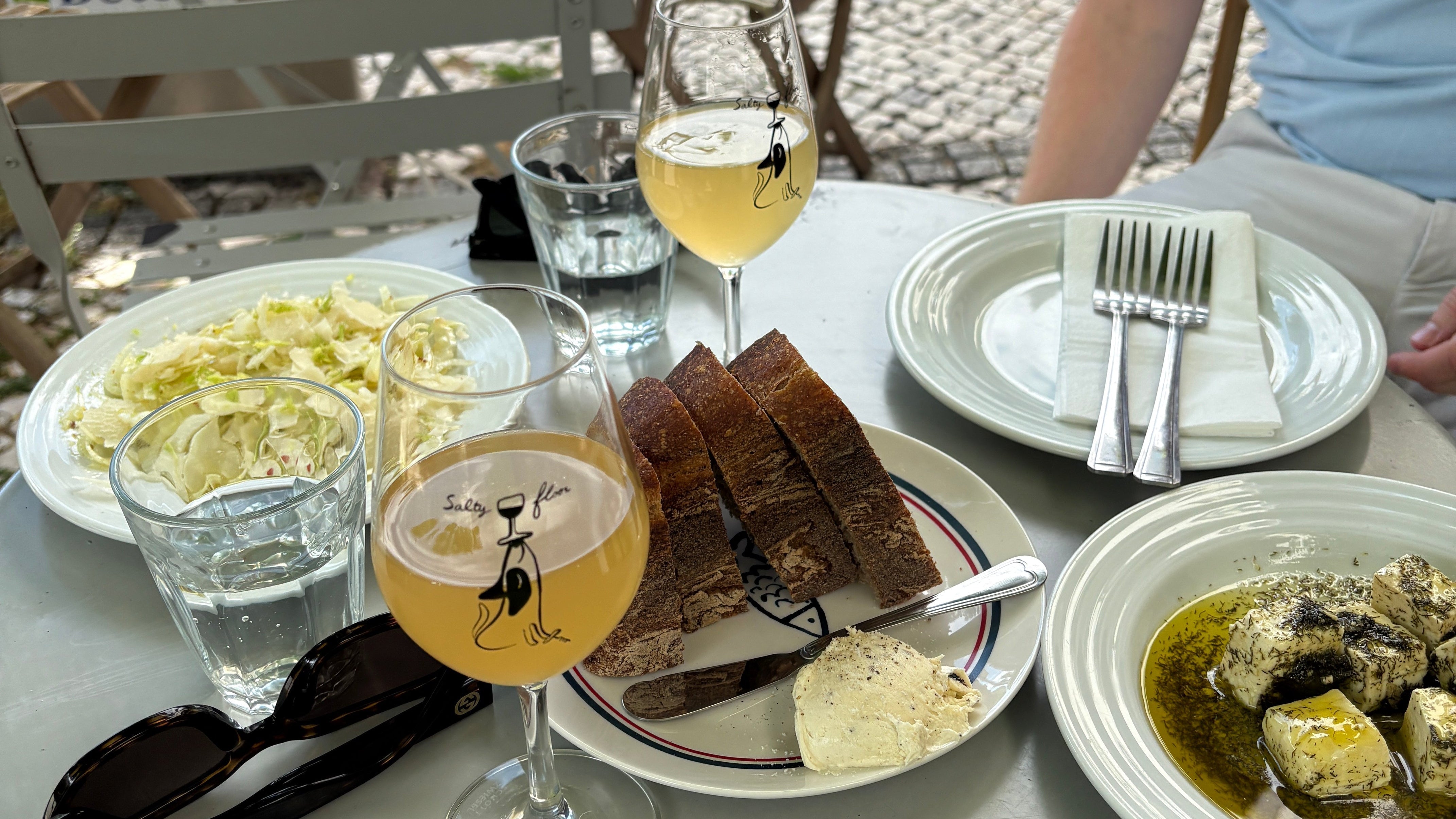 Natuurwijn hotspots in Lissabon, onze favoriete plekken